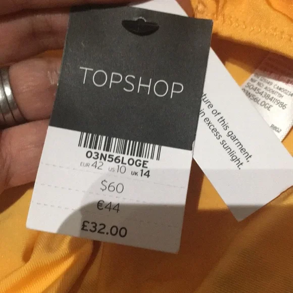 - 🎉2X HP🎉 TOPSHOP POSIE FLORAL ONE PIECE SWIMSUIT! - Picture 7 of 8